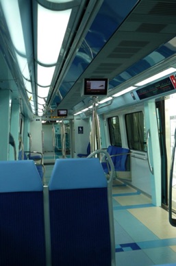 DUBAI 
intérieur du métro