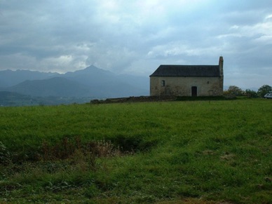 FRANCE
Chapelle dans les Pyrénées