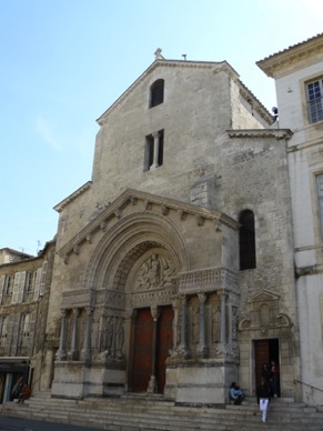 FRANCE
ARLES (13)
Cathédrale Saint Trophime
