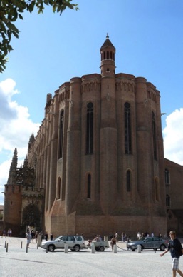 FRANCE - Albi
la plus grande cathédrale de brique au monde