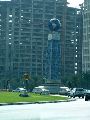 DUBAI
Monument of State International Meetings
(2003)
