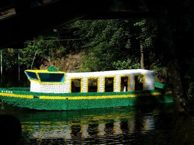 un bateau promenade sur le Ciron !!