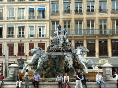 fontaine Bartholdi sur la Place des Terreaux