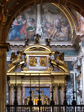 Chapelle Ste Sabine réputée être l'une des plus richement décorée de Rome