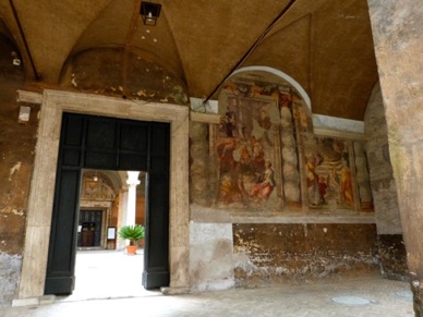 Basilique San Clemente : 17 siècles d'architecture superposés