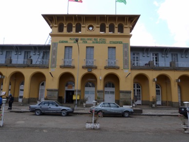 ADDIS ABEBA : l'ancienne gare qui reliait l'Ethiopie à Djibouti