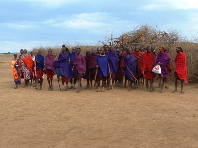 accueil dans un village masaï