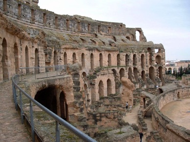 plus grand édifice romain de Tunisie encore debout.