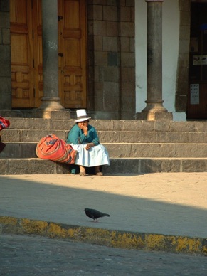 une péruvienne pensive