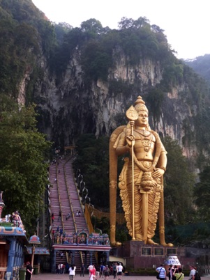Grotte de Batu, sanctuaire hindou, avec son escalier de 272 marches !