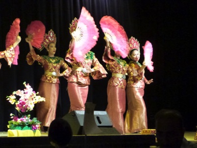 danses et chants traditionnels malais
