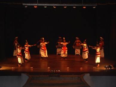 spectacle de danses folkloriques
