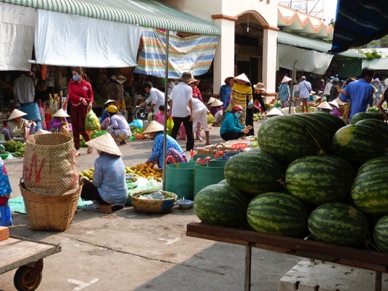 Arrêt au marché An Binh