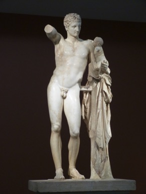 statue d'Hermès 
(4ème siècle avant JC)