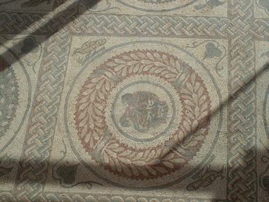 PIAZZA ARMERINA : mosaïques de la villa Casale qui est une grande et luxueuse villa romaine
