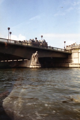 Pont de l'Alma et son zouave