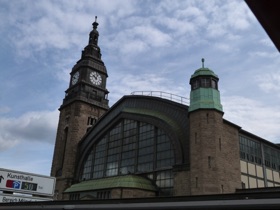 HAMBOURG 
la gare centrale