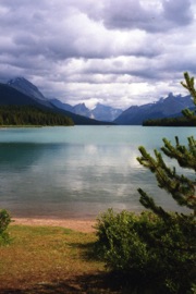 c'est le plus grand lac glaciaire des Rocheuses