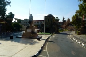 Porte de Kyr&eacute;nia