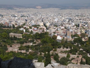 l'H&eacute;pha&iuml;stelon, l'Agora et l'Eglise des Saints Ap&ocirc;tres vus depuis l'Acropole