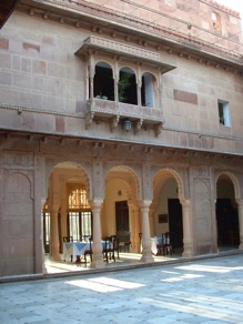 restaurant
