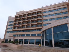 fa&ccedil;ade c&ocirc;t&eacute; mer