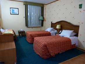 IRAN : Ispahan
Partisan Ali Qapu H&ocirc;tel
ma chambre