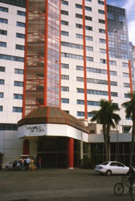 CUBA : Santiago de Cuba 
H&ocirc;tel Santiago appel&eacute; aussi la sucrerie