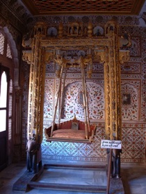balan&ccedil;oire pour Krishna