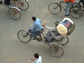 VARANASI : v&eacute;lo taxi