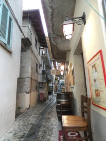 promenade dans les ruelles de cette charmante petite &icirc;le ...
