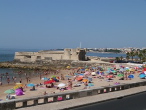 un dimanche &agrave; la plage sur la roue d'Estoril