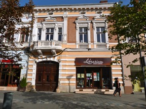 promenade dans les rues pi&eacute;tonnes