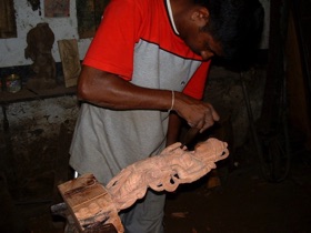 Travail de sculpture sur bois