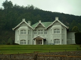 NUWARA ELIYA : lieu de vill&eacute;giature &agrave; 1850m d'altitude