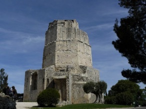 FRANCE : N&icirc;mes
Tour Magne (32,5 m)