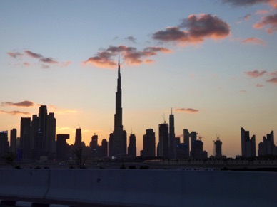 Vue sur la Sky Line depuis  le Vida Creek Harbour