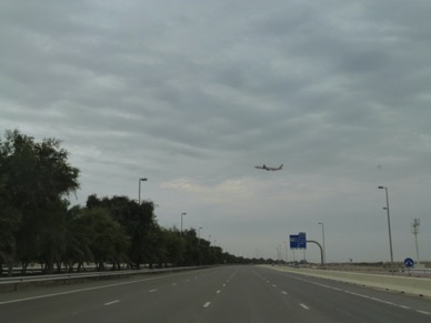 Direction le sud de l'Emirat