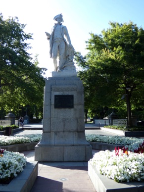 Statue de James Cook
