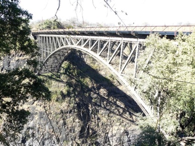 Pont fronti&egrave;re entre Zambie et Zimbabwe