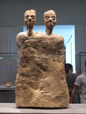 Buste &agrave; deux t&ecirc;tes