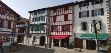 ESPELETTE
Pyr&eacute;n&eacute;es atlantiques