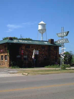 Rock caf&eacute; ouvert en 1939  STROUD