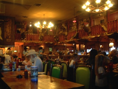 offre le steak de 2 kgs si on parvient &agrave; le manger en moins d'une heure !