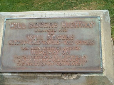 Plaque comm&eacute;morant la fin de la route 66