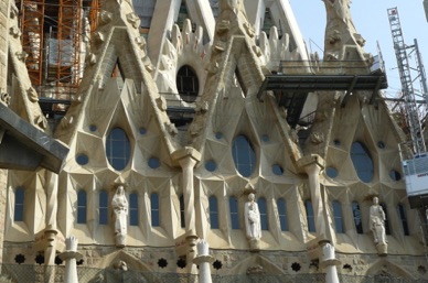 toujours inachev&eacute;e ...