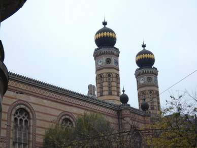 construite de 1854 &agrave; 1859 avec une structure m&eacute;tallique