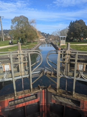 4 &eacute;cluses automatiques assurent la d&eacute;nivellation de 15m