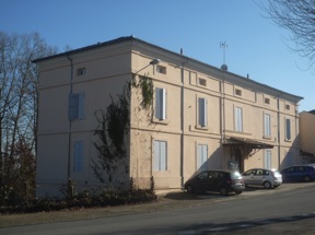l'ancienne gendarmerie
dans laquelle j'ai habit&eacute;