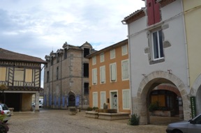 DAMAZAN